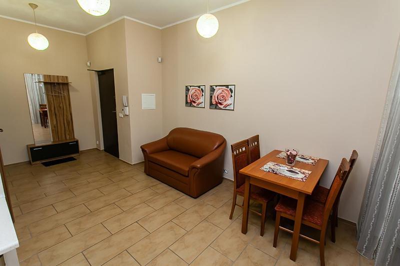 Aparthotel Apart-Lux Bytom Zimmer foto