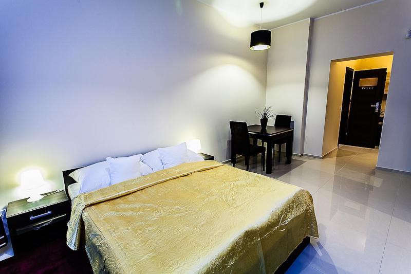 Aparthotel Apart-Lux Bytom Exterior foto